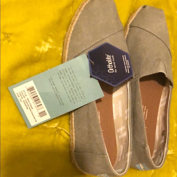 Vans - Picture 2 of 2